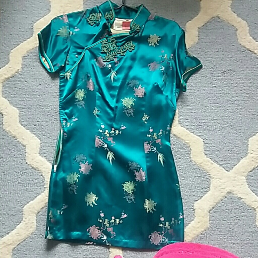 🗽Vintage Mini Shanghai dress